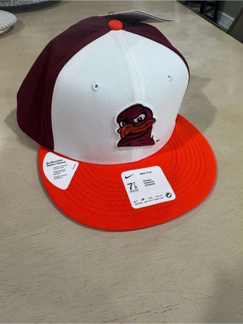 Nike Men’s Virginia Tech Maroon/White/Orange fitted Hat 7 6/8